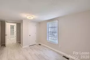 106 S Dalton St, Gastonia, NC 28052 - Photo 11