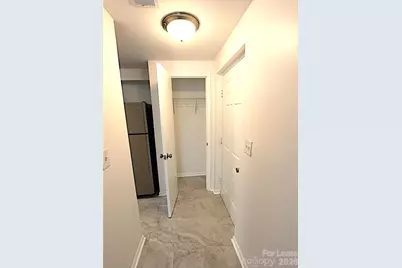 1645 Arlyn Circle, Charlotte, NC 28213 - Photo 5