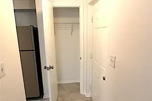 1645 Arlyn Cir, Charlotte, NC 28213 - Photo 5