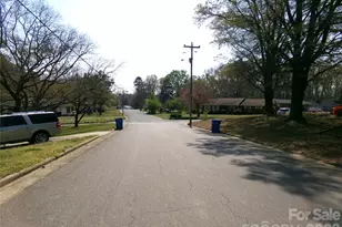 1317 Ross Dr, Albemarle, NC 28001 - Photo 29