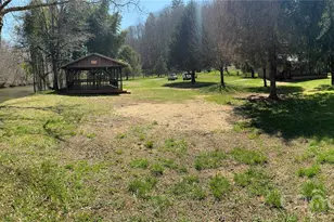 893 Carnes Rd, Franklin, NC 28734 - Photo 5