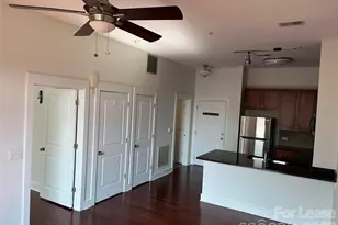 3269 Noda Blvd, Charlotte, NC 28205 - Photo 3