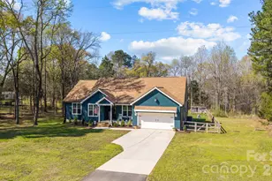 2202 Lannie Ln, Rock Hill, SC 29730 - Photo 3