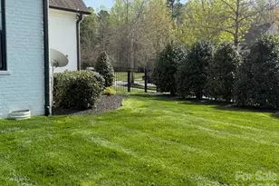 17532 Gillican Overlook Rd, Davidson, NC 28036 - Photo 7