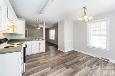 807 King Arthur Drive, Gastonia, NC 28056 - Photo 9