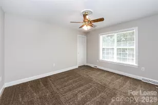 807 King Arthur Dr, Gastonia, NC 28056 - Photo 13