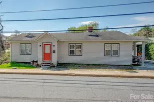 120 E Howard St, Tryon, NC 28782 - Photo 5