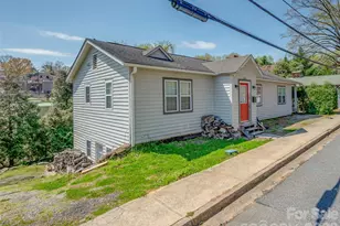 120 E Howard St, Tryon, NC 28782 - Photo 1