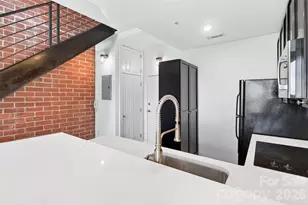 710 W Trade St, Charlotte, NC 28202 - Photo 11