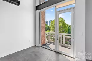 710 W Trade St, Charlotte, NC 28202 - Photo 17