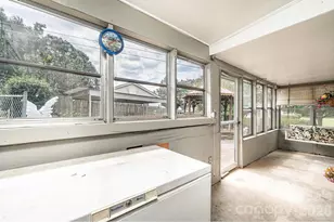 335 Harmon St, Forest City, NC 28043 - Photo 25