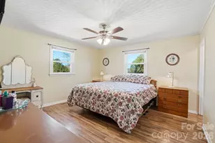 2985 E Nc 10 Hwy, Conover, NC 28613 - Photo 17