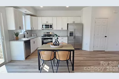 2930 21st Street Lane NE, Hickory, NC 28601 - Photo 5