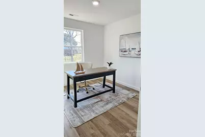 2930 21st Street Lane NE, Hickory, NC 28601 - Photo 13