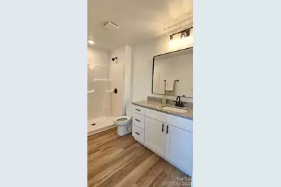 2930 21st Street Lane NE, Hickory, NC 28601 - Photo 17