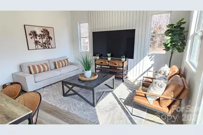 2930 21st Street Lane NE, Hickory, NC 28601 - Photo 3