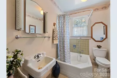 151 Hampton Heights, Canton, NC 28716 - Photo 37