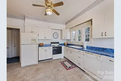 151 Hampton Heights, Canton, NC 28716 - Photo 21