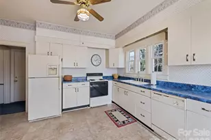 151 Hampton Heights, Canton, NC 28716 - Photo 21