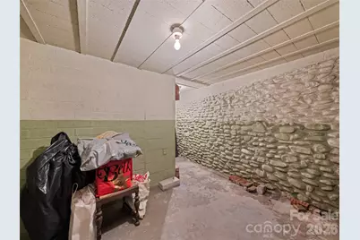 151 Hampton Heights, Canton, NC 28716 - Photo 47