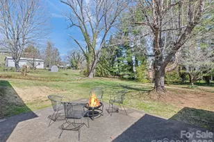 151 Hampton Heights, Canton, NC 28716 - Photo 7