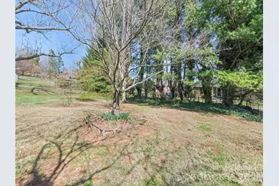 151 Hampton Heights, Canton, NC 28716 - Photo 9