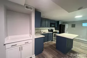 1117 Mineral Springs Rd, Charlotte, NC 28262 - Photo 3