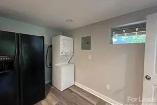 1117 Mineral Springs Rd, Charlotte, NC 28262 - Photo 5