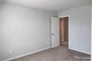 15257 Wrights Crossing Dr, Charlotte, NC 28278 - Photo 17