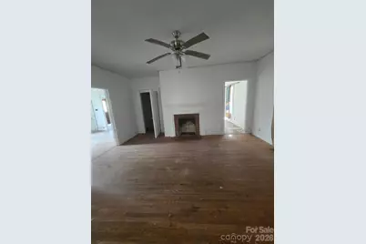 251 W 3rd Street, Rutherfordton, NC 28139 - Photo 23