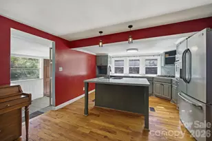 1127 Barney Pl, Lenoir, NC 28645 - Photo 17