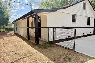 4330 Colebrook Rd, Charlotte, NC 28215 - Photo 27