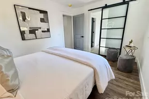 4330 Colebrook Rd, Charlotte, NC 28215 - Photo 17