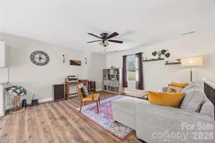 4206 Wimbledon Dr, Dallas, NC 28034 - Photo 3