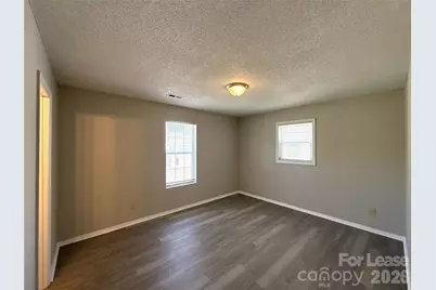 333 E Todd Lane, Charlotte, NC 28208 - Photo 11