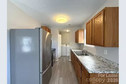 333 E Todd Lane, Charlotte, NC 28208 - Photo 9