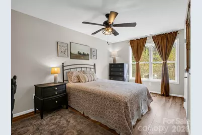 22 Macks Way, Hendersonville, NC 28739 - Photo 27