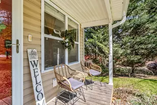 22 Macks Way, Hendersonville, NC 28739 - Photo 5