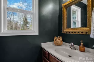 22 Macks Way, Hendersonville, NC 28739 - Photo 17