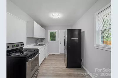 1609 Taylor Avenue, Charlotte, NC 28216 - Photo 3