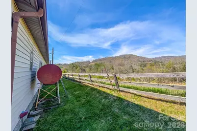 107 Mockingbird Lane, Burnsville, NC 28714 - Photo 41