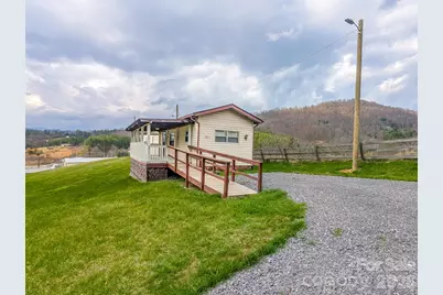 107 Mockingbird Lane, Burnsville, NC 28714 - Photo 1