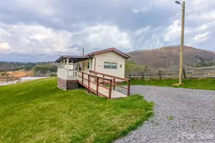 107 Mocking Bird Ln, Burnsville, NC 28714 - Photo 1