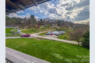 107 Mockingbird Lane, Burnsville, NC 28714 - Photo 13