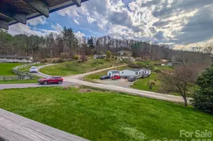 107 Mocking Bird Ln, Burnsville, NC 28714 - Photo 11