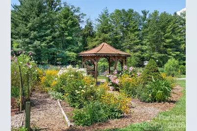 201 Crowfields Drive, Asheville, NC 28803 - Photo 23