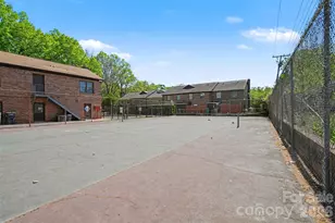 1535 Lansdale Dr, Charlotte, NC 28205 - Photo 23