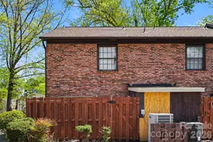 1535 Lansdale Dr, Charlotte, NC 28205 - Photo 25