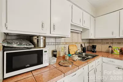 1535 Lansdale Drive #G, Charlotte, NC 28205 - Photo 9