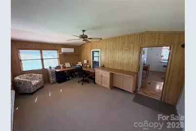 200 Cranbrook Circle, Hendersonville, NC 28792 - Photo 9